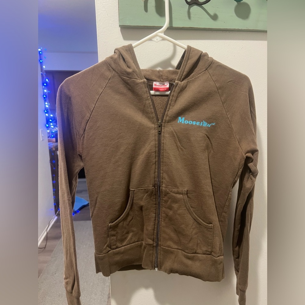 Kids Moosejaw zip-up jacket brown, size small.